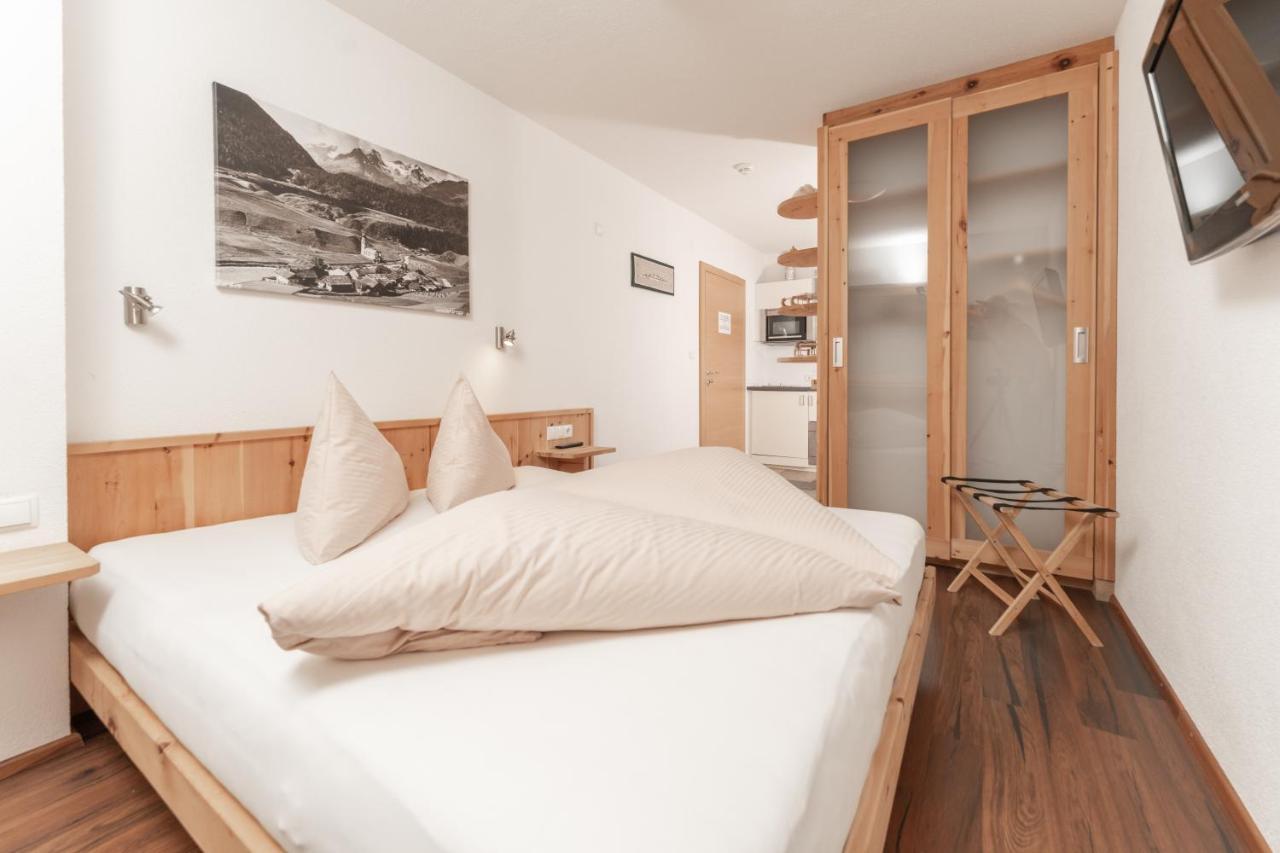 Aparthotel Ambiente Умхаузен Экстерьер фото