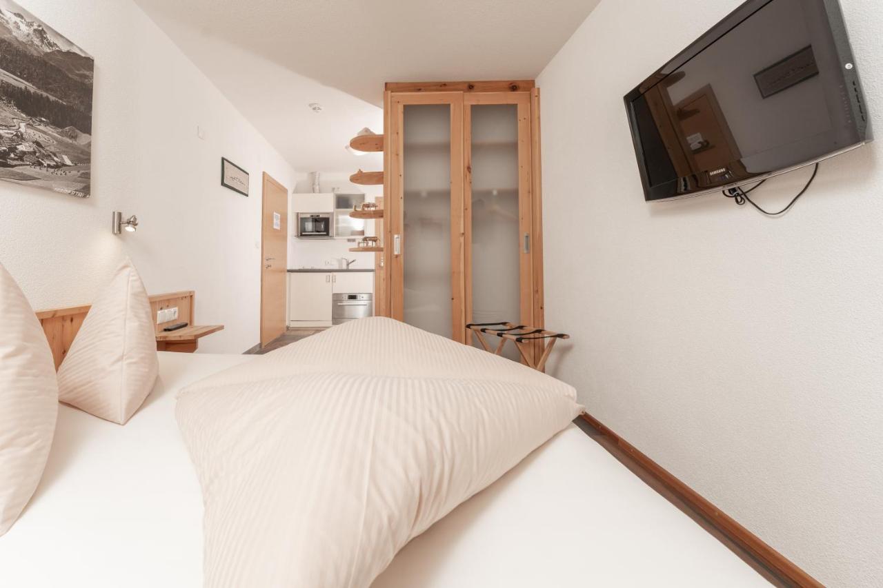 Aparthotel Ambiente Умхаузен Экстерьер фото